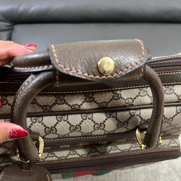 Gucci Travelling Bag - Picture 12 of 16